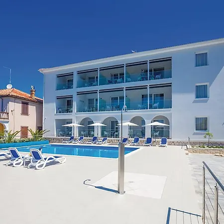 Appartement 1 Bedroom Lovely In *