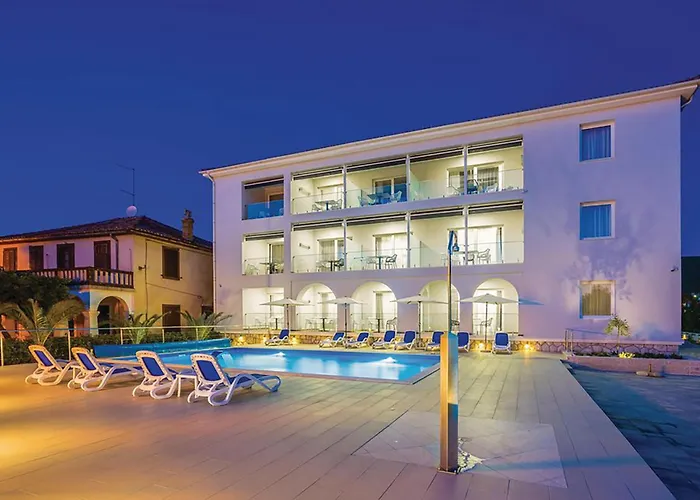 1 Bedroom Lovely In * Punat