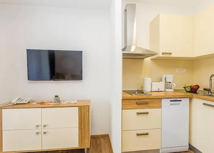 Appartement 1 Bedroom Lovely In